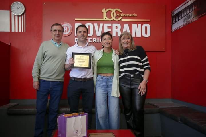 Mayra celebró los 100 años de la empresa Baterías Roverano