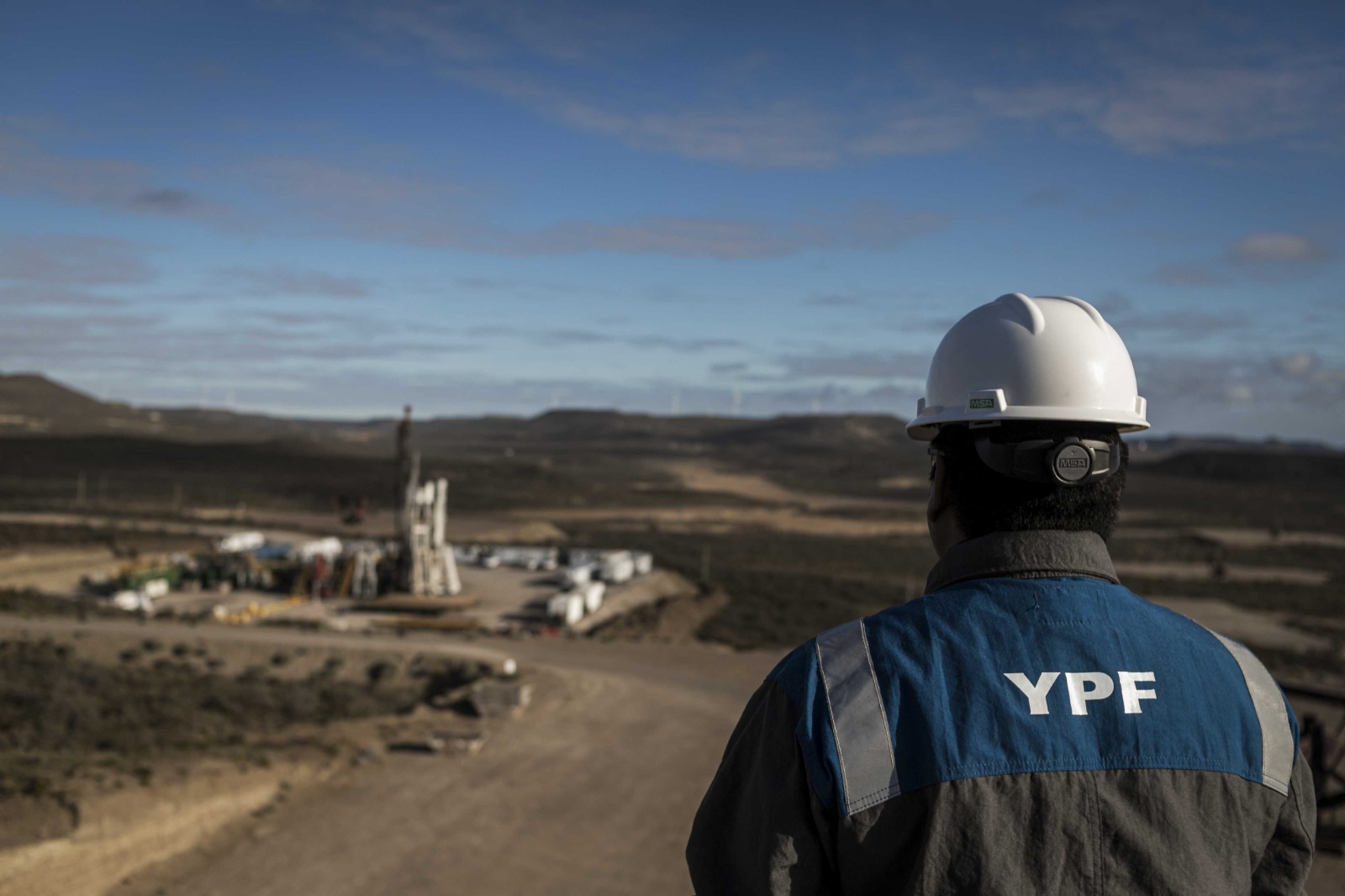 YPF se retiró de zonas petroleras en la Patagonia y se perdieron 18 mil puestos de trabajo