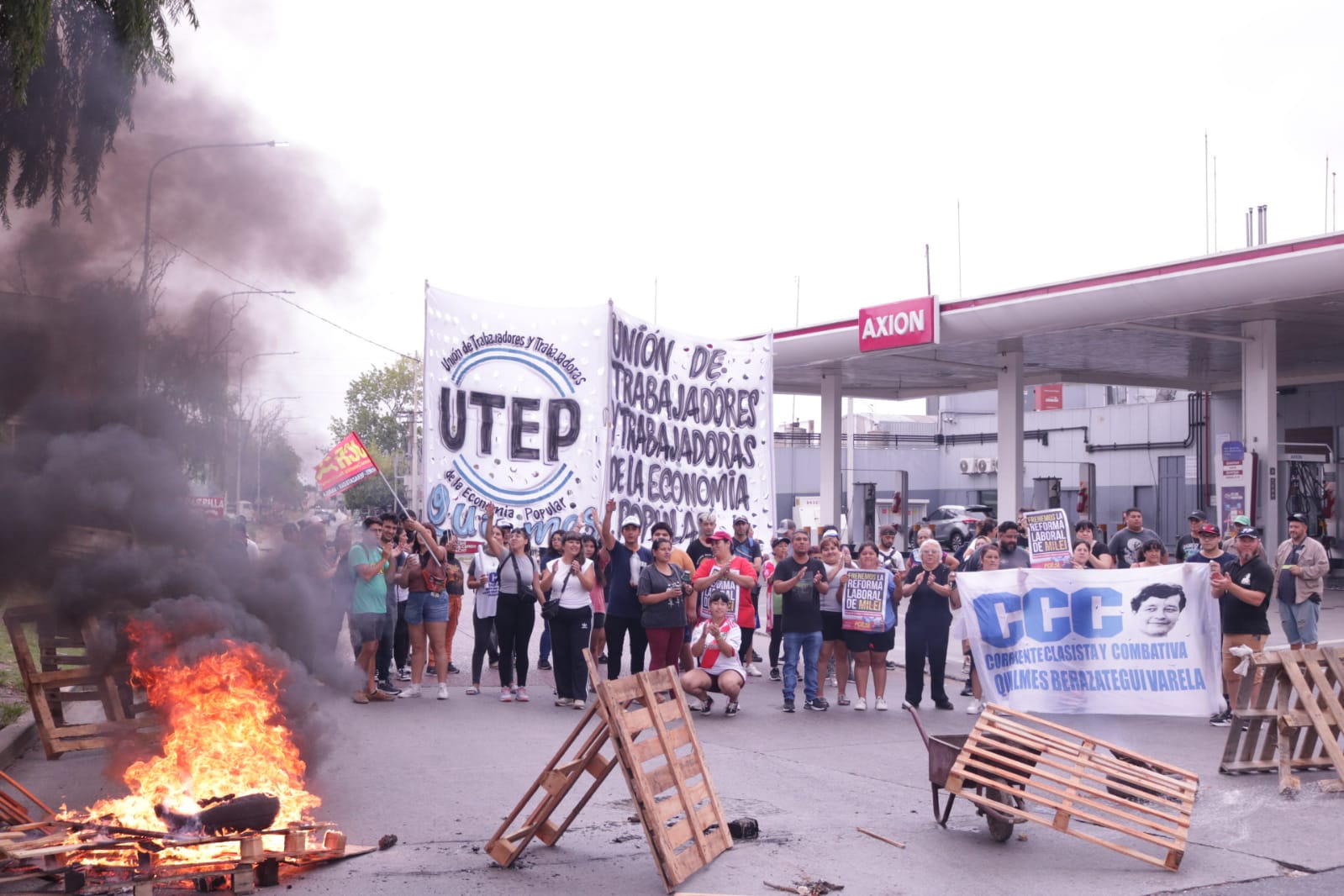 La UTEP lleva adelante un corte en el Triángulo de Bernal contra la Reforma Laboral