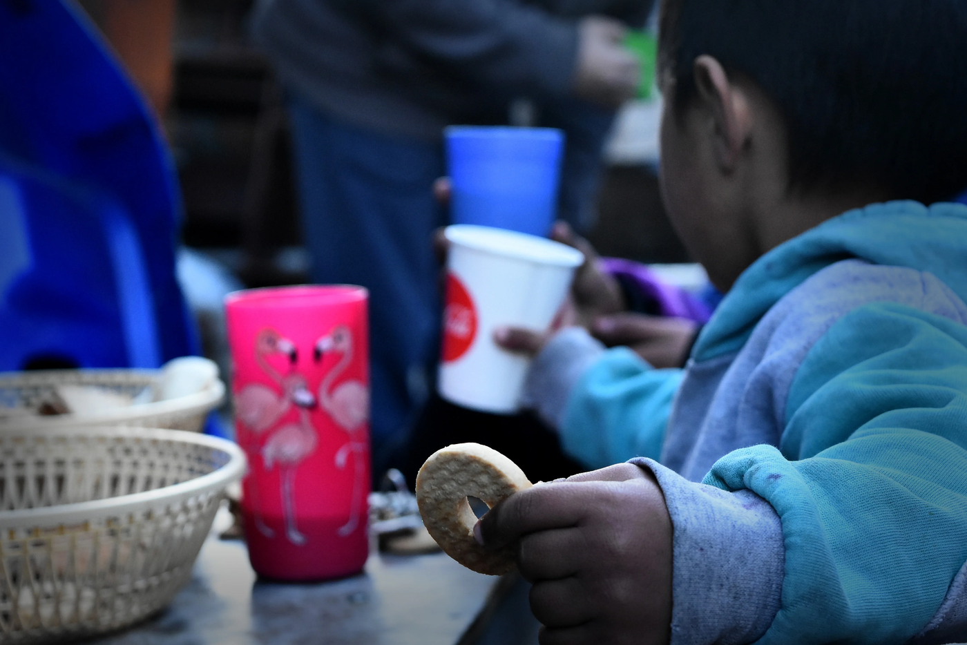 La Provincia refuerza la ayuda alimentaria escolar frente al recorte nacional y la presión interna