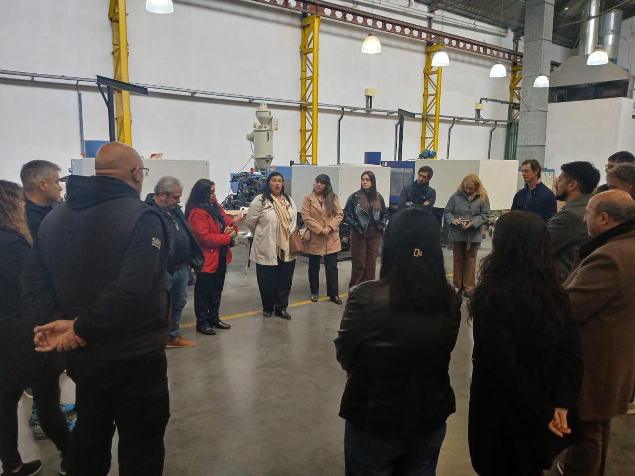 Funcionarios municipales y concejales quilmeños mantuvieron un encuentro con el ENAC y Pymes locales
