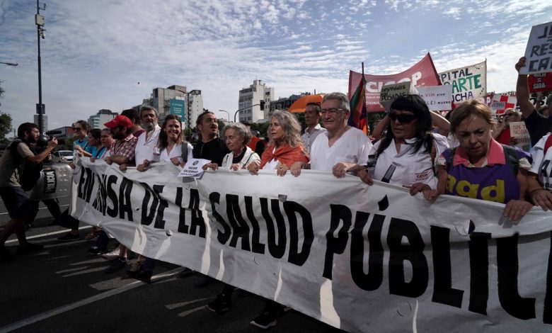 La Provincia marchó a Plaza de Mayo por el brutal desmantelamiento de la salud pública