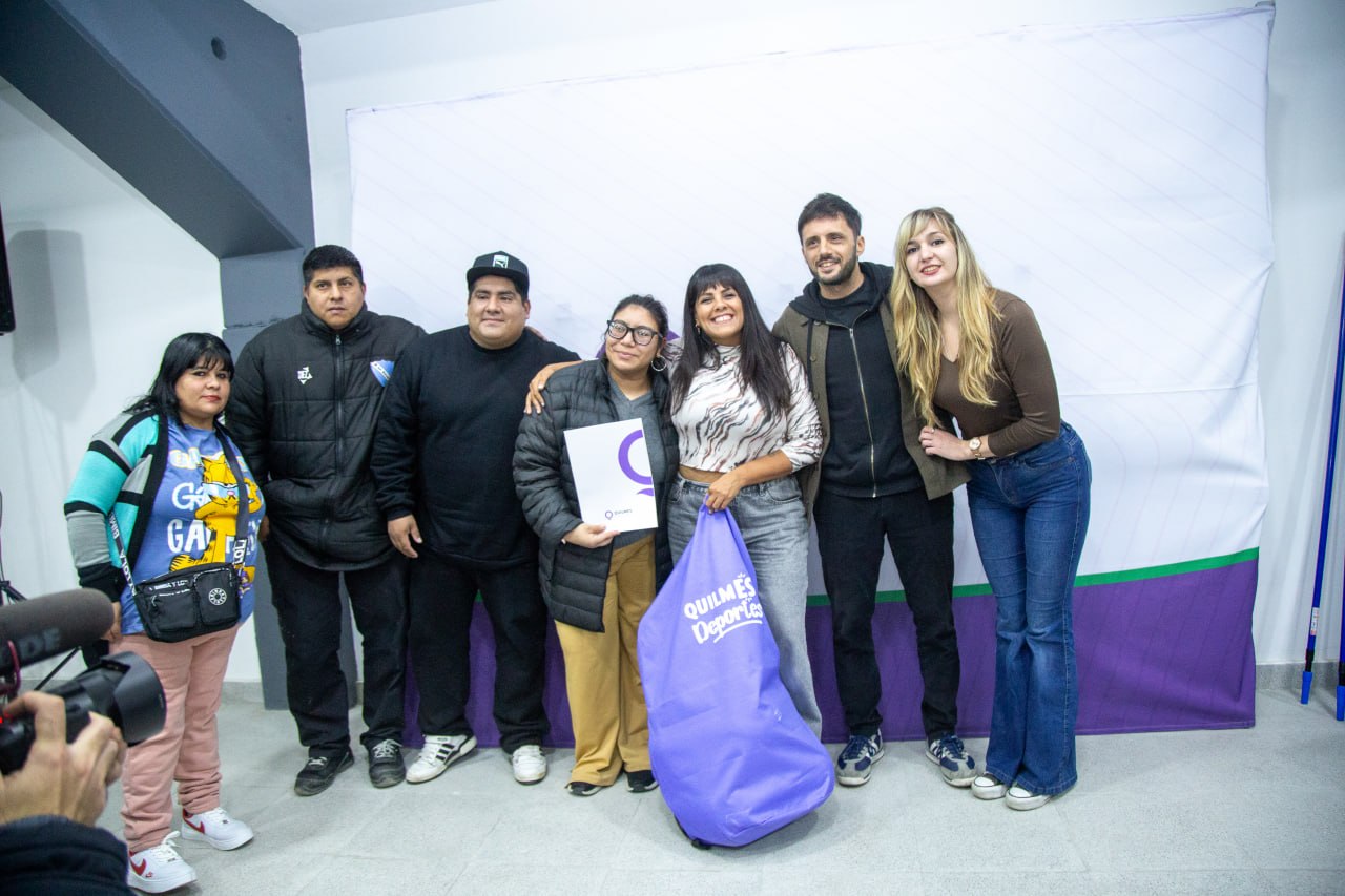 El muncipio de Quilmes y la Fundación Banco Provincia entregaron insumos a clubes de barrio