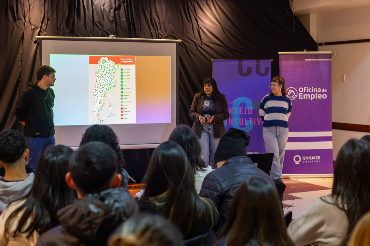 El municipio presentó el programa «Juventudes y empleabilidad» en la Cámara de Comercio de Quilmes