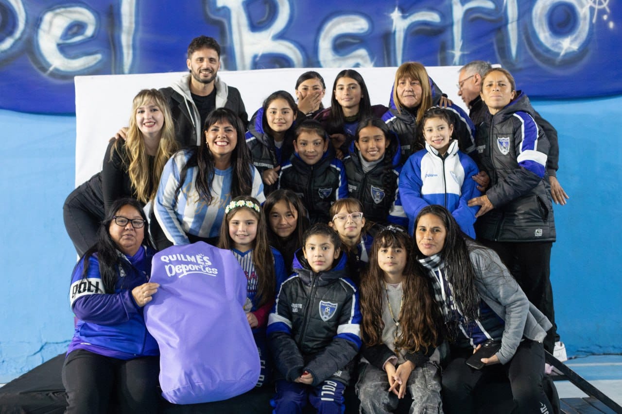 El municipio quilmeño entregó kits deportivos a 37 clubes de barrio