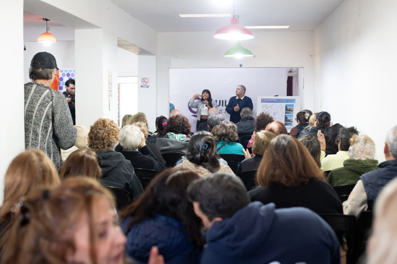 El municipio anunció la construcción de 20 nuevas cuadras de asfalto para el barrio Santos Vega en Quilmes Oeste