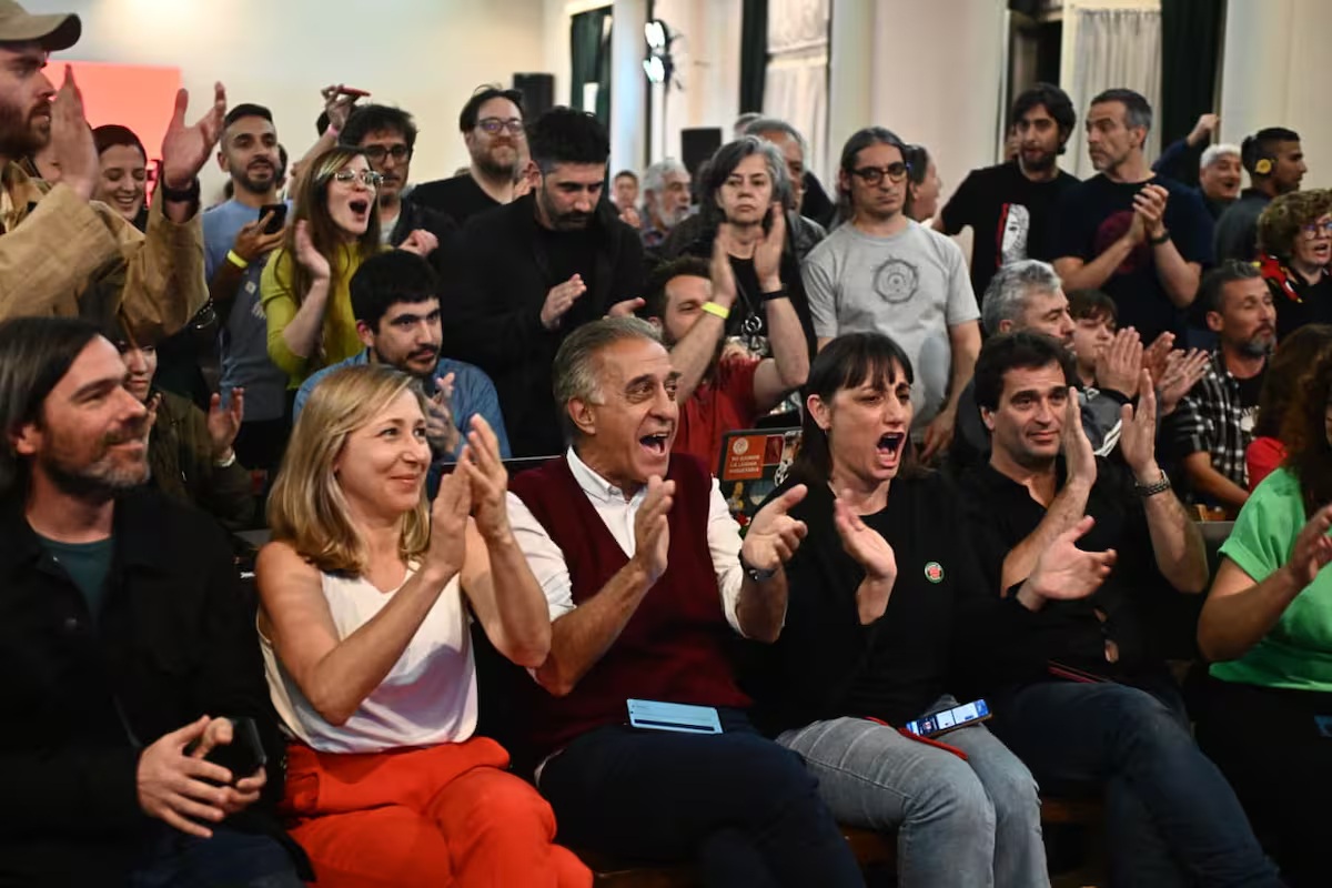Pitrola afirmó que el Frente de Izquierda buscará la gobernación bonaerense en 2027