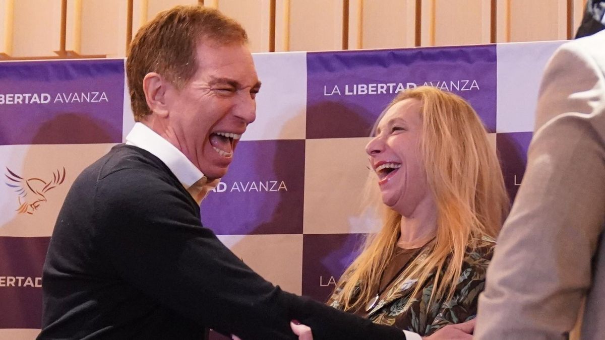 Interna libertaria: Diego Santilli avanza en el organigrama y equilibra el poder frente a Santiago Caputo