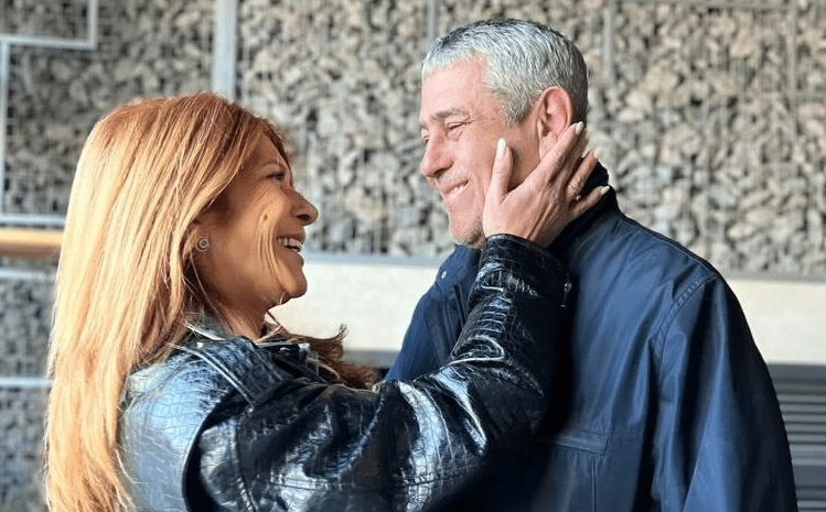 Intendente renunció, dejó a su esposa a cargo, al mes volvió y ella le creó un puesto con sueldo millonario