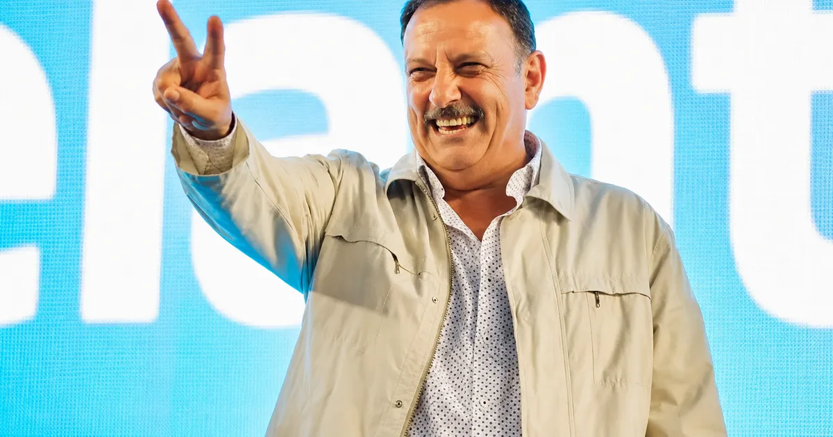 Ricardo Quintela advirtió que el peronismo revisará y expropiará las privatizaciones de Milei