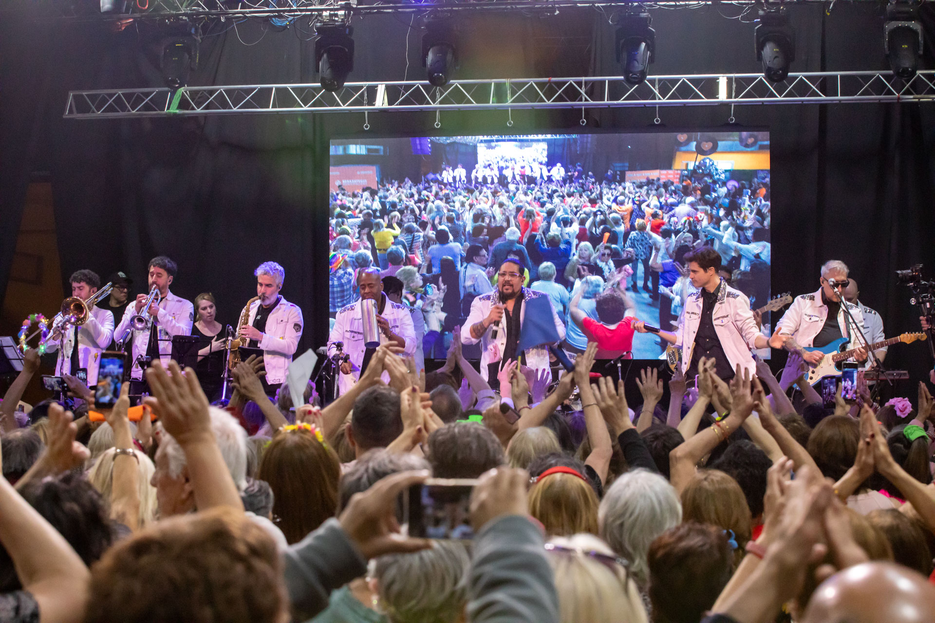 Más de 3 mil personas disfrutaron de la 36° Fiesta del Jubilado y la Jubilada en Berazategui