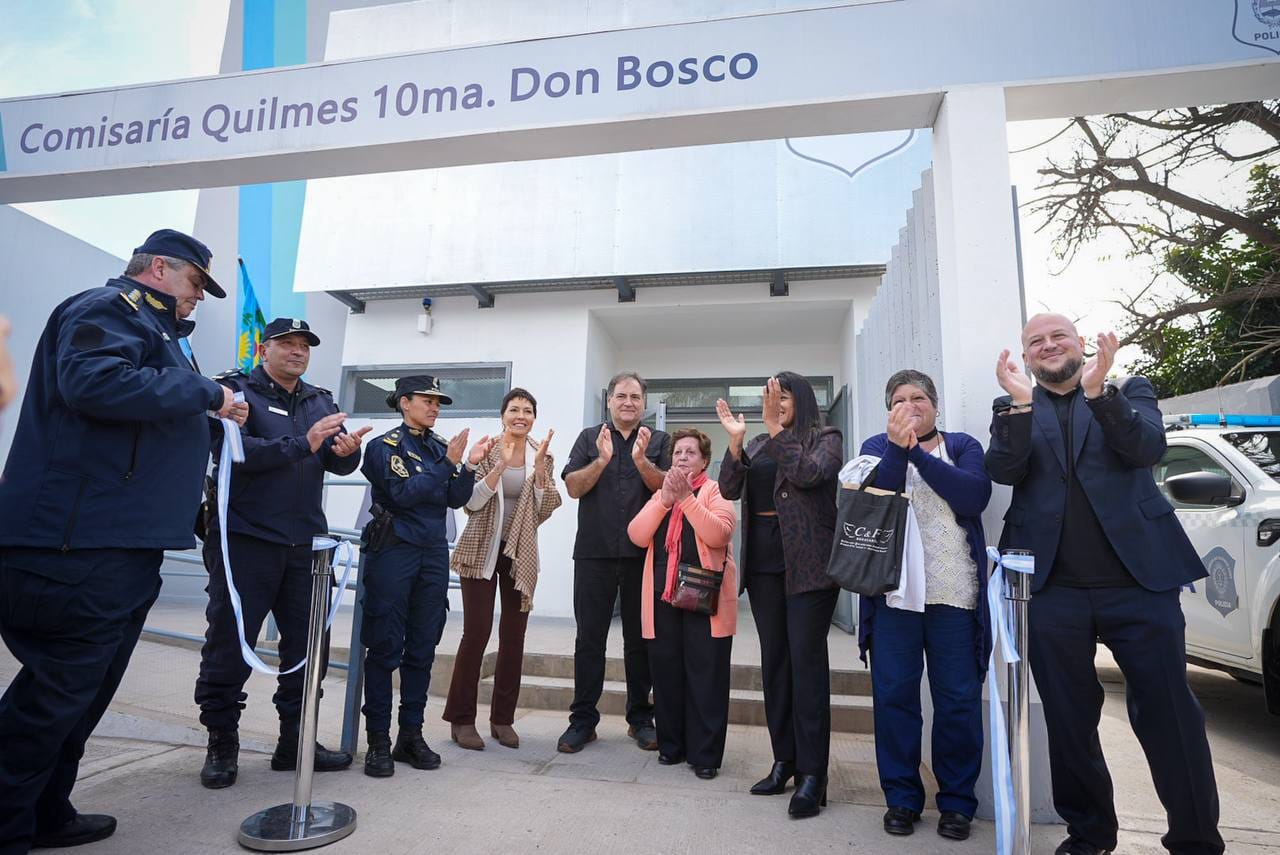 Mayra, Eva Mieri y el ministro Alonso dejaron inaugurada la nueva comisaría Quilmes 10° en Don Bosco