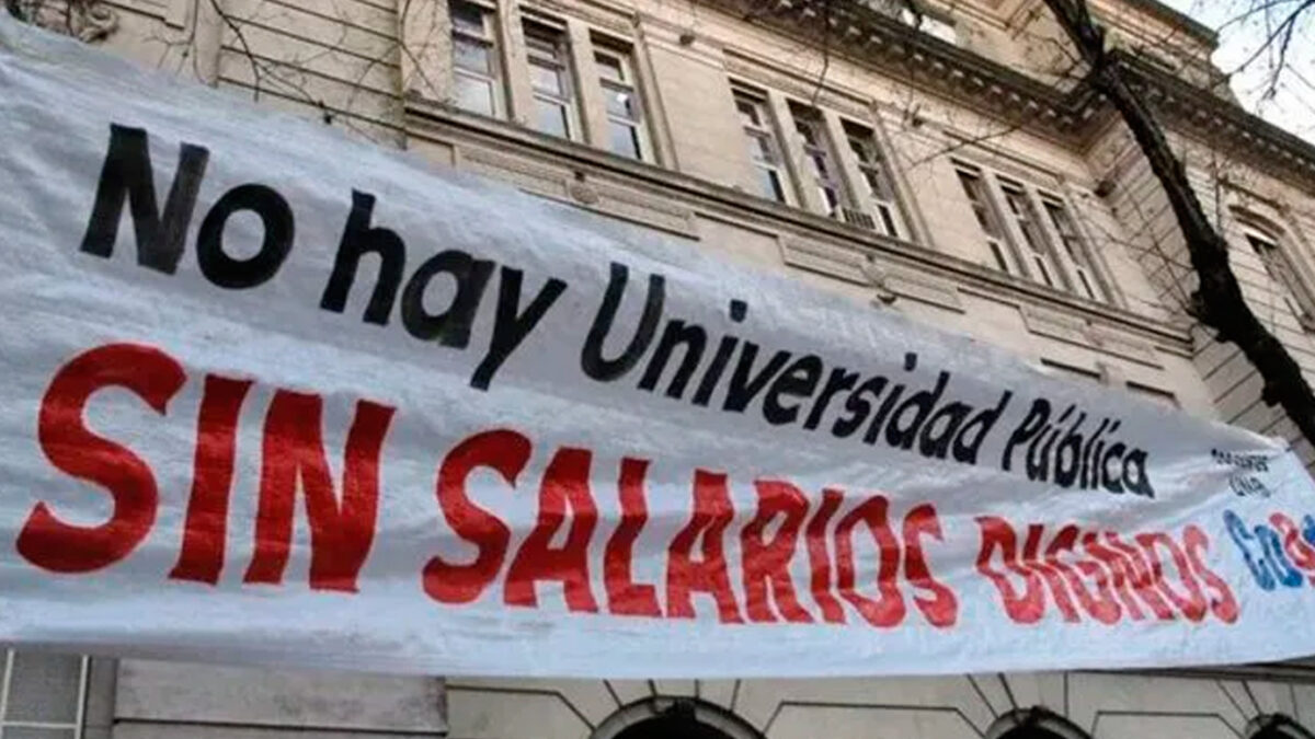 La justicia le dio cinco días al gobierno para que cumpla la Ley de Financiamiento Universitario